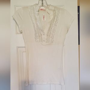 🛑 NWT Strut! do & be - Cream - Medium Blouse 🚔